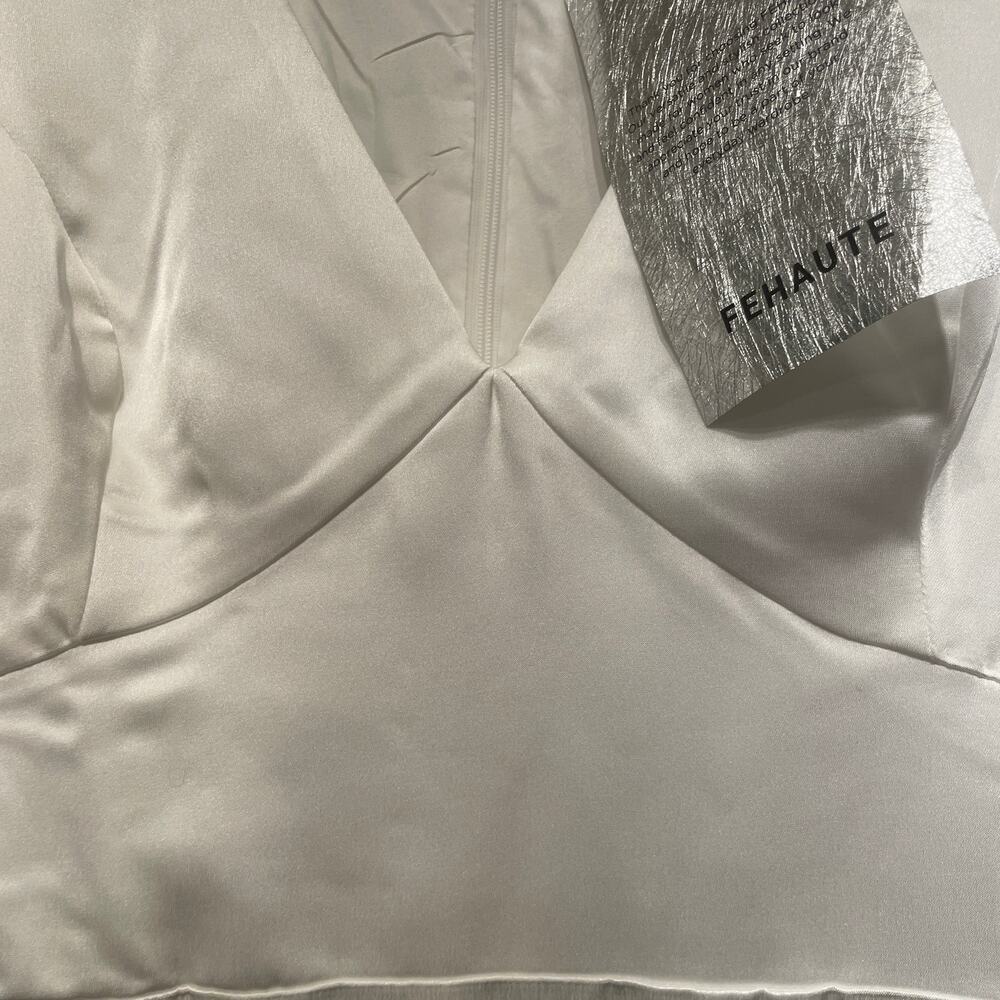 FEHAUTE US10 White Bridal Dress | Sheer Sleeves, Floral Hem, NWT - Picture 10 of 13